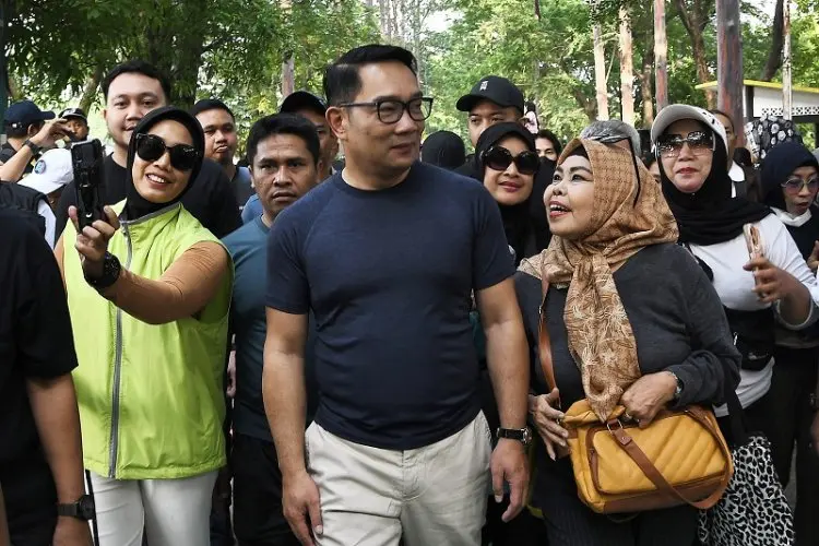 Elektabilitas Ridwan Kamil Melorot di Pilgub Jakarta, Faktor Partai Golkar?