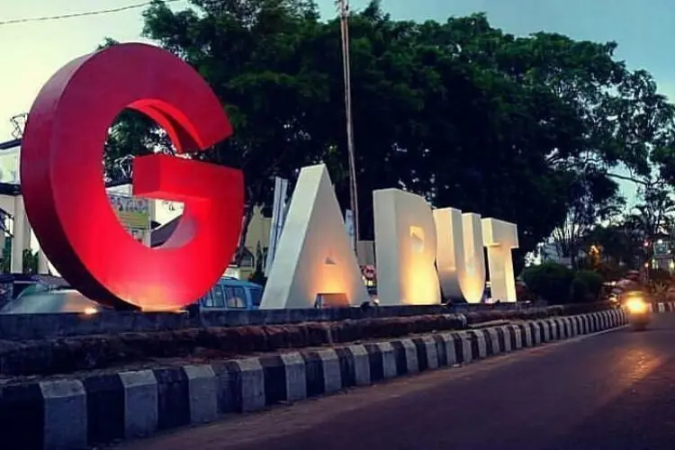 Bukan Hanya Dodol! 3 Hidden Gem di Garut yang Bakal Bikin Kamu Ketagihan Liburan