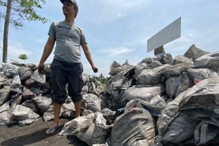 Tangani Limbah Batu Bara di Cihampelas, DLH KBB Bakal Lakukan Langkah Solidifikasi