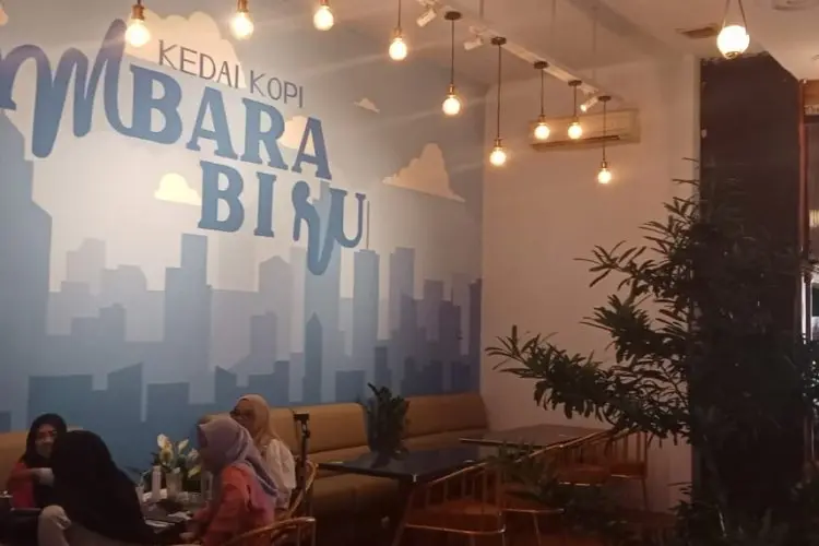 Ngopi Asik di Kedai Kopi Ambara Biru