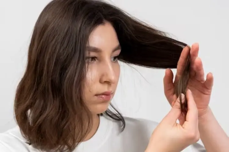 5 Tips Perawatan Rambut untuk Menghilangkan Ujung Rambut Bercabang Secara Permanen