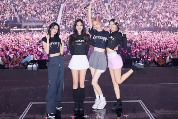 Jadi Perhatian, Berikut Dampak Fisik dan Mental Idola K-Pop saat Tur Dunia
