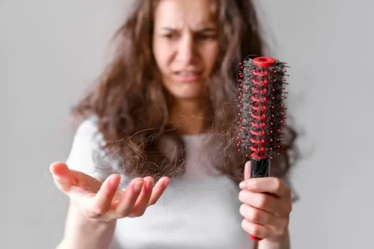 Genetik dan Kerontokan Rambut, Simak Hal-hal yang Perlu Anda Ketahui
