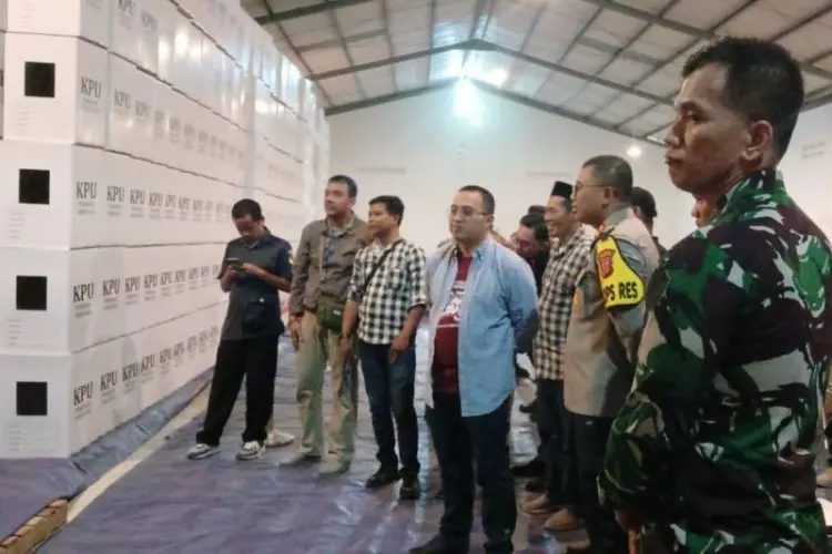 Gudang Penyimpanan Logistik Pilkada 2024 Dijaga 24 Jam