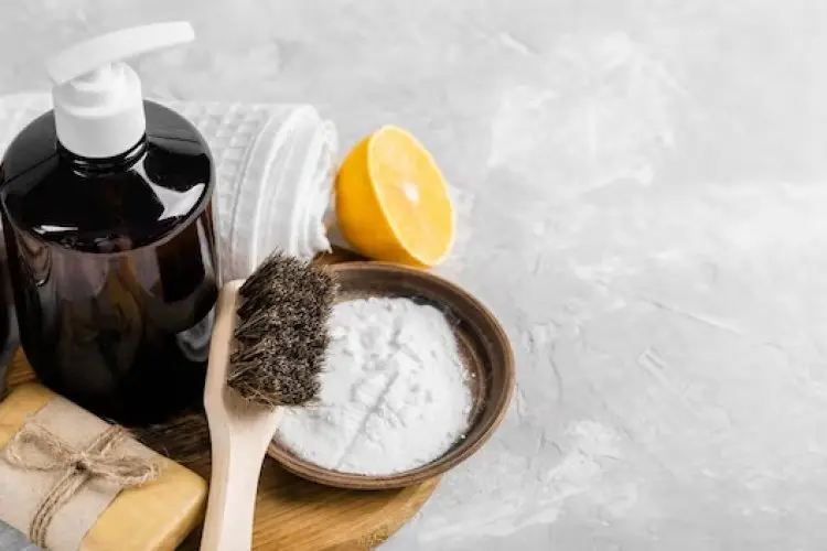 5 Scrub Eksfoliasi Kulit Kepala DIY untuk Rambut Sehat dan Bersih
