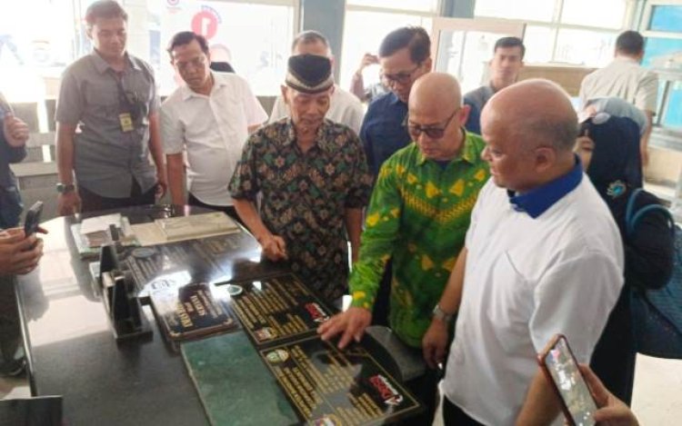 Soroti Tingginya Angka Pengangguran Di Jabar Ilham Habibie Tak Ada 