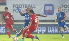 Permainan Belum Maksimal, Skuad Persib Bandung Masih Perlu Dipoles