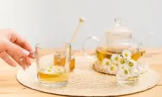 Chamomile dan Kecantikan: Solusi Alami untuk Masalah Kulit