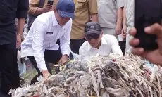 Sidak PT KA di Gunung Putri, Menteri Hanif: Kami akan Tutup TPA Ilegal