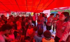 Polisi Berikan Trauma Healing Pada Anak Korban Erupsi Gunung Lewotobi