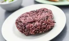 Panduan Lengkap Memasak Nasi Merah Pulen, Lembut, dan Menggoda Selera