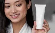 Manfaat Sabun Cuci Muka Vitamin C: Kulit Cerah dan Terlindungi Setiap Hari