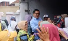 Sahrul Gunawan-Gun Gun Gunawan Gulirkan Beasiswa Kuliah Anak Petani di Kabupaten Bandung