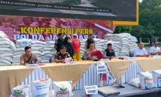 Polda Jabar Ungkap Pabrik Pupuk Palsu di Kabupaten Bandung Barat