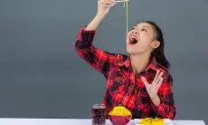 Cara Menikmati Mi Instan dengan Lebih Sehat Tanpa Harus Khawatir