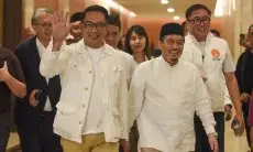 Sikap Kami: Emil dan Dhani