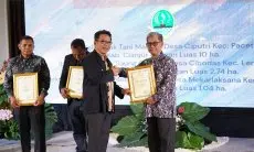 Kabupaten Bandung Terima Penghargaan Produktivitas Padi Tertinggi di Jawa Barat Tahun 2024