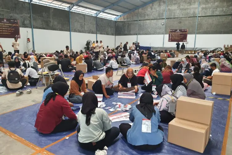 Libatkan 370 Petugas, KPU KBB Targetkan Proses Sorlip Rampung dalam Sepekan