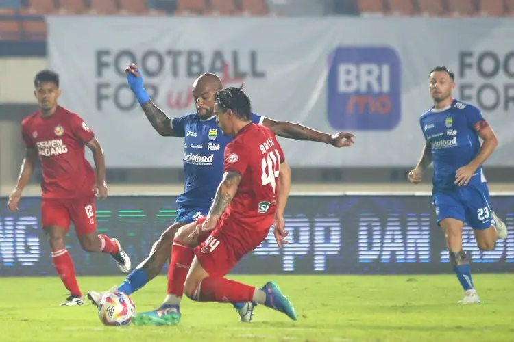 Permainan Belum Maksimal, Skuad Persib Bandung Masih Perlu Dipoles