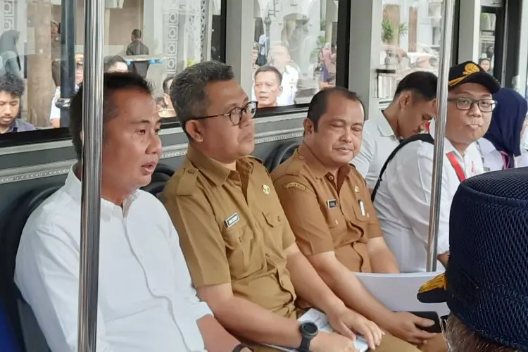 Rapat di BRT Rute Alun-alun Kota Baru Parahyangan, Bey Machmudin Akui Tinggal Pemantapan