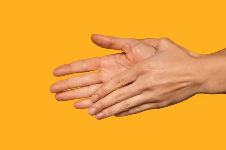 Bukan Hanya Ritual: Menggosok Telapak Tangan Bisa Redakan Stres dan Lebih Banyak Lagi!