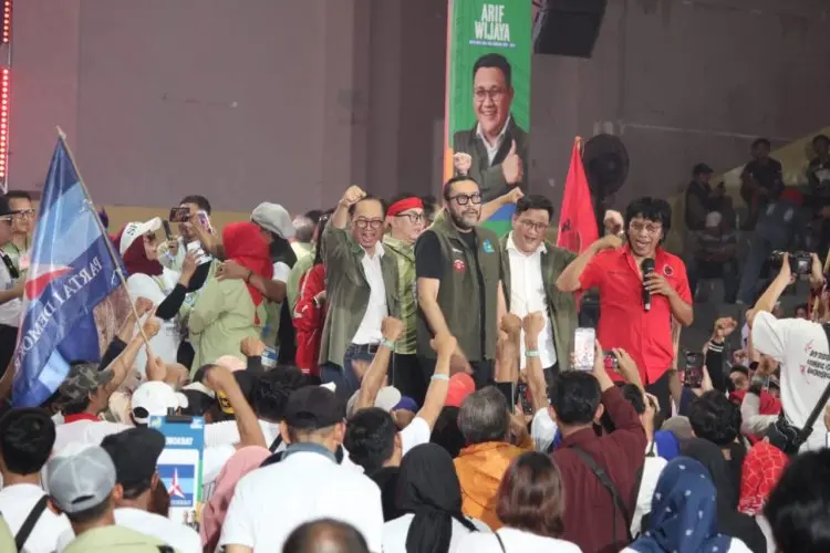 Festival Asikk Paslon Dandan Riza Wardana-Arif Wijaya Menyedot Ribuan Orang