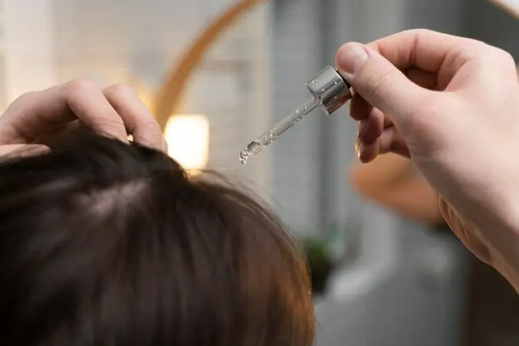 5 Minyak Alami untuk Ketombe: Pilihan Terbaik untuk Rambut Bersih dan Sehat