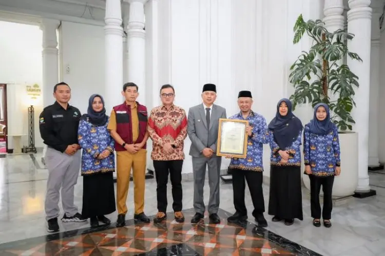 Peringatan HKN Tingkat Jabar, Pemkot Bandung Raih Dua Penghargaan