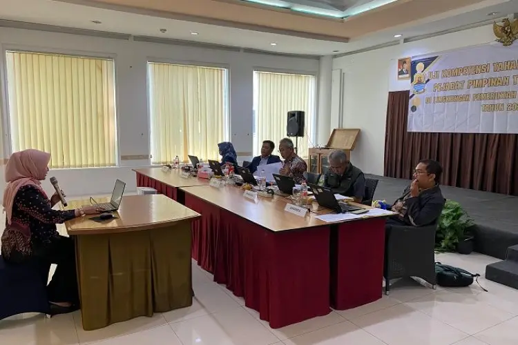 Aroma Rotasi Mutasi Mulai Tercium, Puluhan Pejabat Eselon II Pemkab Cirebon Diwawancara