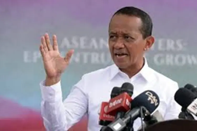 Pertemuan Prabowo dan Megawati Disambut Baik Bahlil Lahadalia: Momen Strategis Tokoh Bangsa Bahas Masa Depan Indonesia, Bukan Sekadar Nasi Goreng