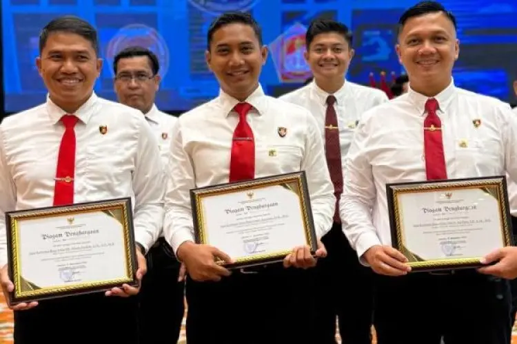 Jajaran Ditreskrimsus Polda Jabar Dapat Pin Emas dari Kementerian ATR BPN
