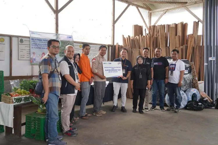 BRI Regional Office Bandung, Salurkan Bantuan untuk Klaster Unggulan Hortikultura di Kabupaten Bandung dan Garut