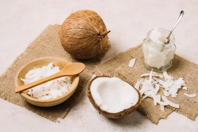 Tak Hanya Menyegarkan, Kelapa Mampu Turunkan Berat Badan dengan Efektif
