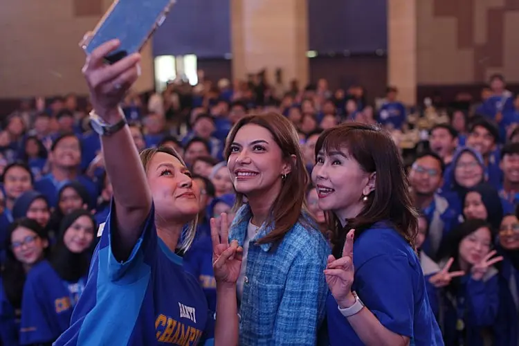 Idola Gen Z,  BCA Hadirkan Najwa Sihab dalam Bakti Champion 2024
