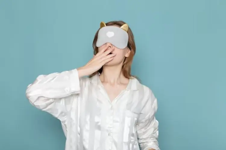 7 Manfaat Masker Tidur untuk Kualitas Tidur yang Lebih Nyenyak