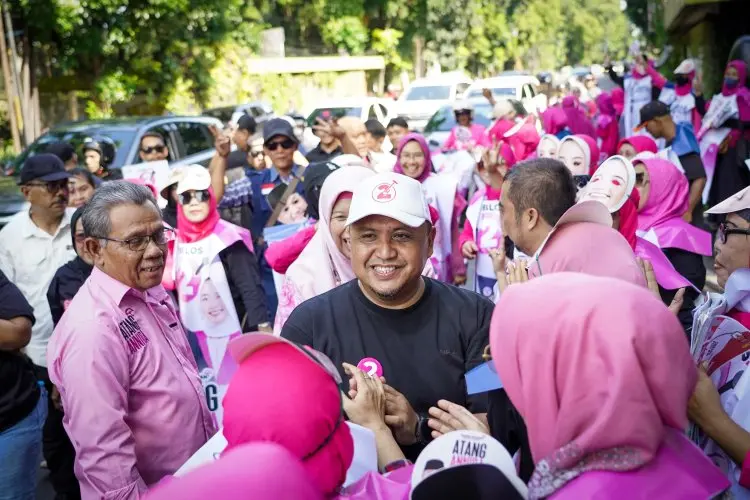 Flashmob Jadi Cara Unik Atang-Annida Sapa Masyarakat di Hari Terakhir Kampanye