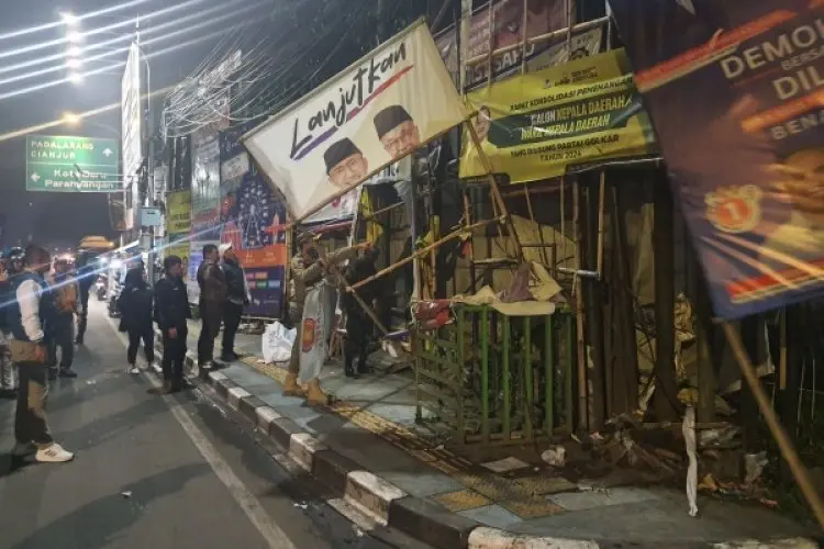 KPU KBB Libatkan Aparat Kewilayahan untuk Pembersihan APK
