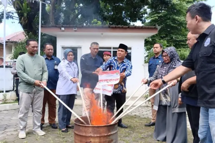 KPU Kota Bogor Musnahkan 73 Surat Suara Rusak