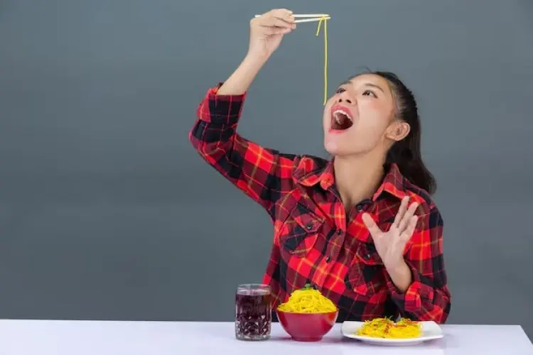 Cara Menikmati Mi Instan dengan Lebih Sehat Tanpa Harus Khawatir