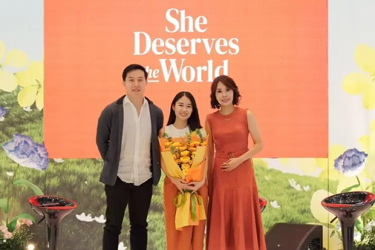 Gandeng Toko Emas Enam Pusat sebagai Mitra, SKK Jewels Kenalkan Merek She Deserves the World di Mall 23 Paskal Bandung