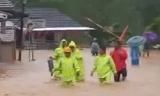 Banjir Sukabumi,  PLN Siaga Pulihkan Listrik Terdampak Banjir dan Himbau Warga Waspada Bahaya Listrik