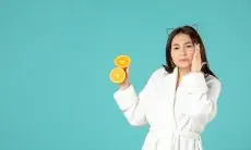Cara Menggunakan Serum Vitamin C dengan Efektif di Musim Hujan