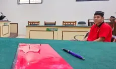 Terdakwa Pelaku Penjual Rokok Tanpa Cukai Batal Divonis, Ini Alasannya !