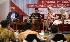 FOTO: Diskusi Economic Outlook 2025
