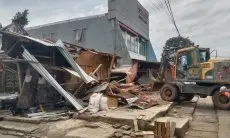 Satpol PP Tertibkan 43 Kios Tanpa Izin di Jalan Merdeka