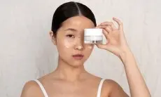 The Derma Co vs Minimalist: Mana Pelembap Terbaik untuk Kulit Berminyak?