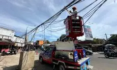Diskominfo Tertibkan Kabel di Jalan Dipatiukur dan Teuku Umar