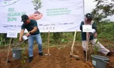 FOTO: SEI Hijaukan Bumi