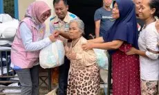 PLN Group Jabar dan Srikandi Salurkan Ratusan Paket Bantuan untuk Warga Terdampak Banjir dan Longsor di Jawa Barat