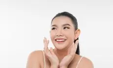 Skin-Brain Axis: Saat Masalah Kulit dan Kesehatan Mental Saling Memengaruhi